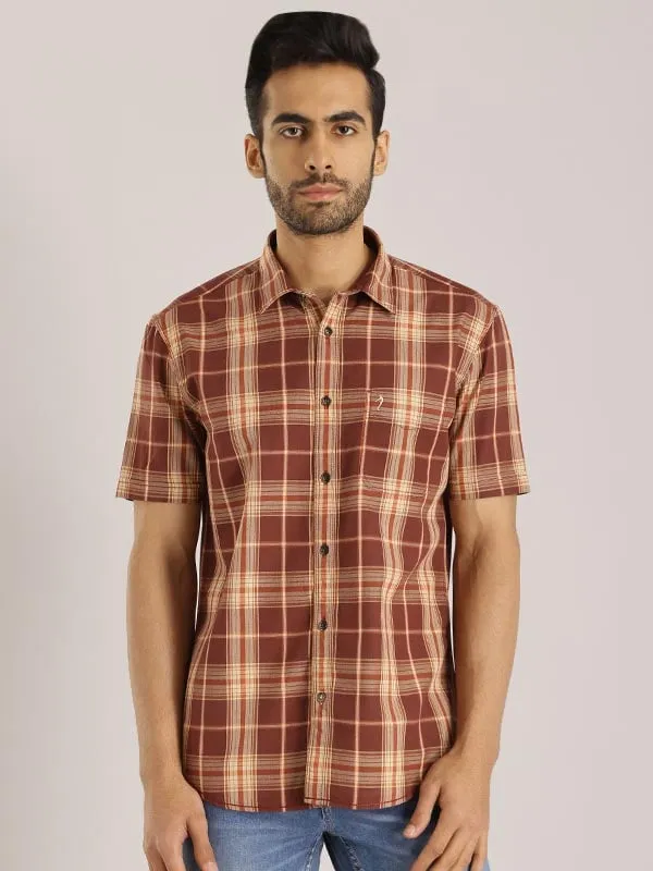 Men Checked Half Sleeve Cotton Shirt