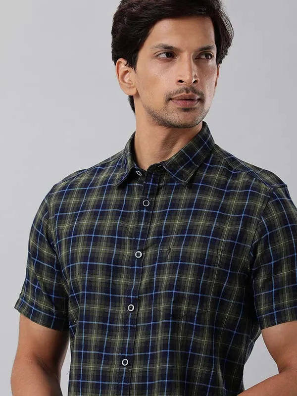 Men Checked Half Sleeve Cotton Shirt