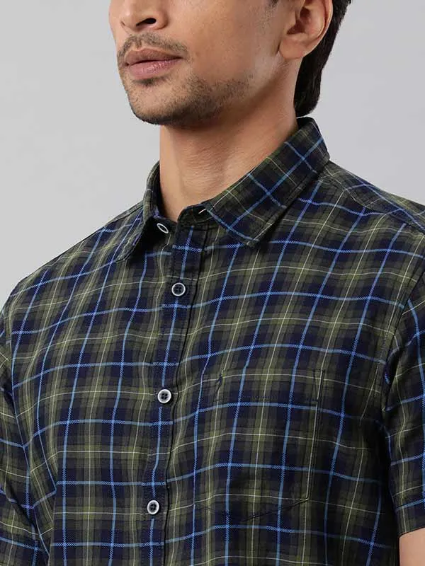 Men Checked Half Sleeve Cotton Shirt